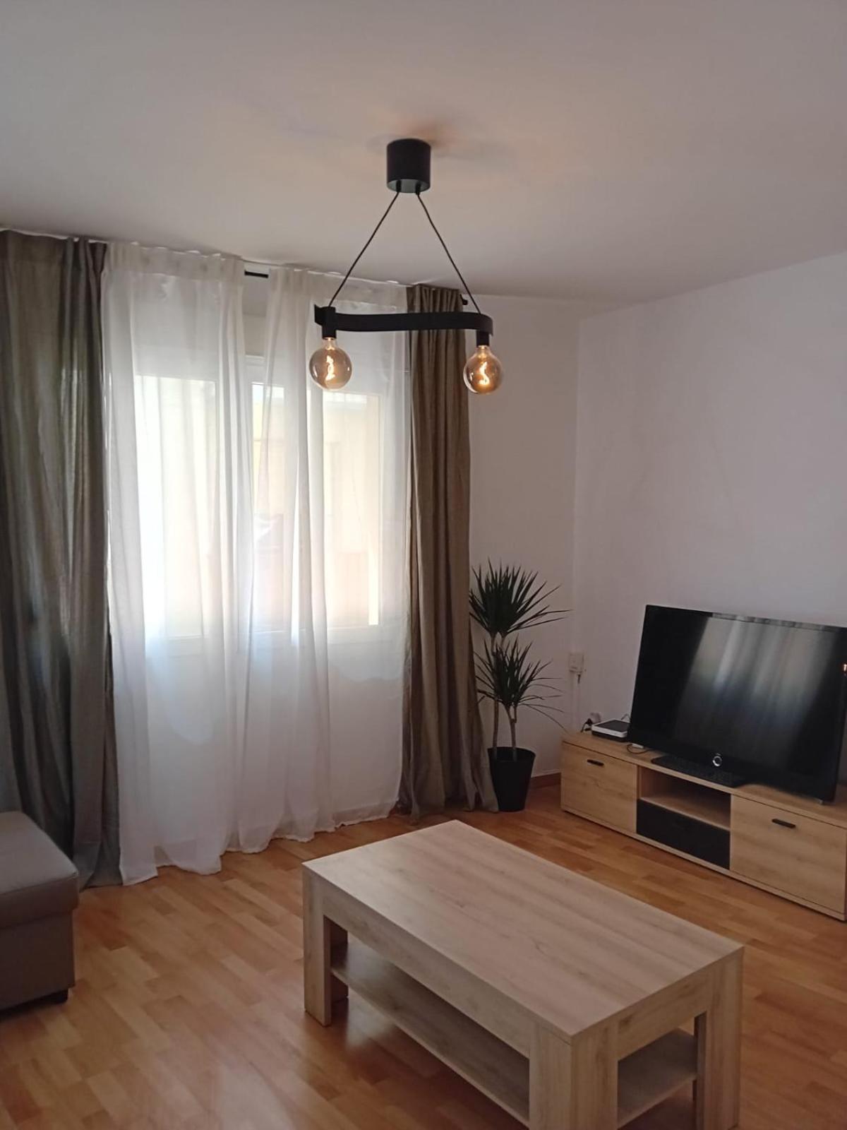Calle Las Armas 130 Сарагоса Экстерьер фото