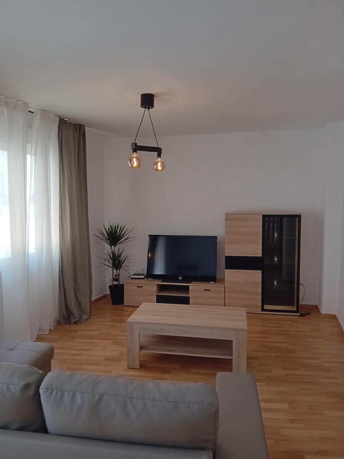 Calle Las Armas 130 Сарагоса Экстерьер фото